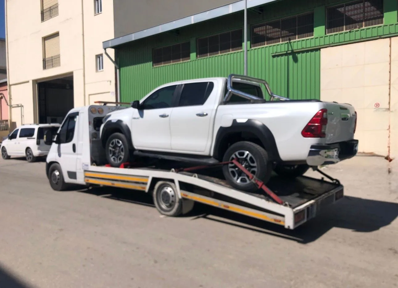 Pickup araç çekici transfer